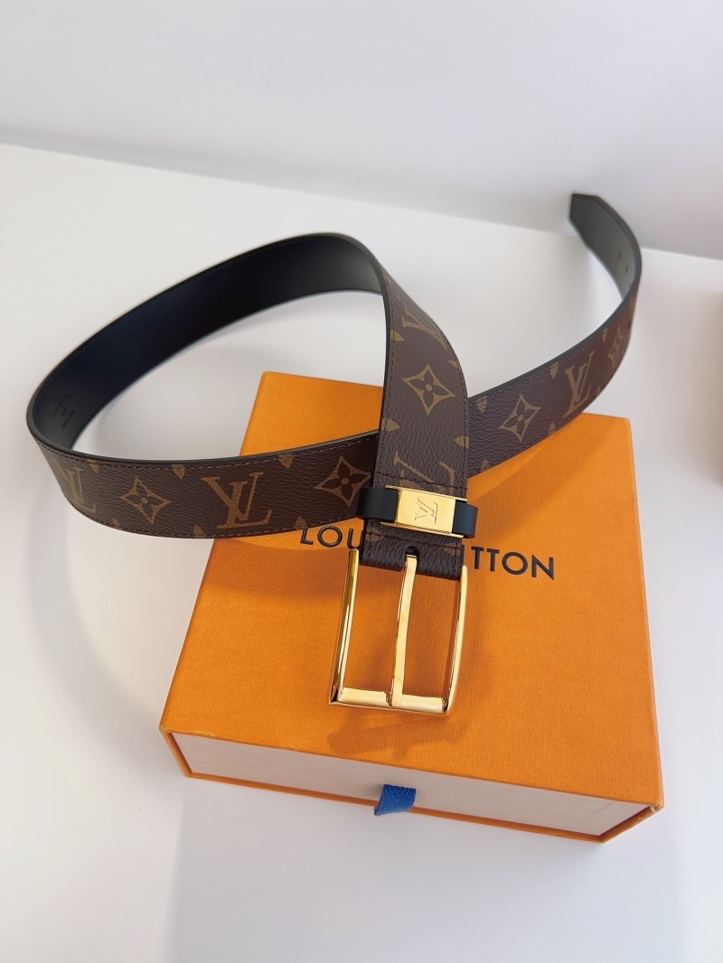 LOUIS VUITTON Belts